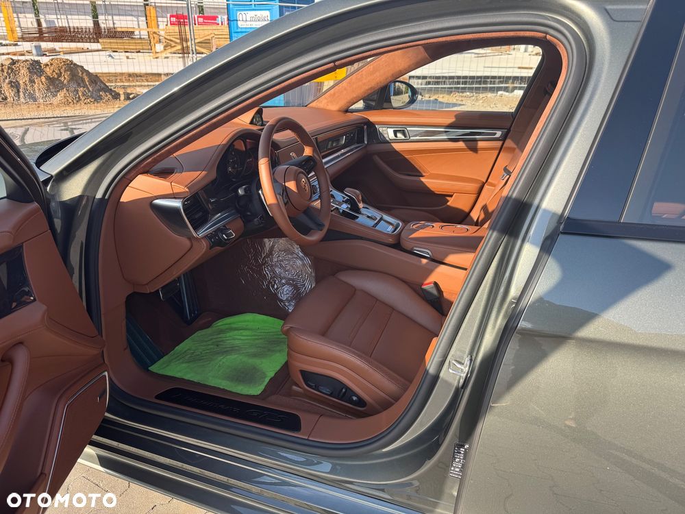 Porsche Panamera GTS - 26