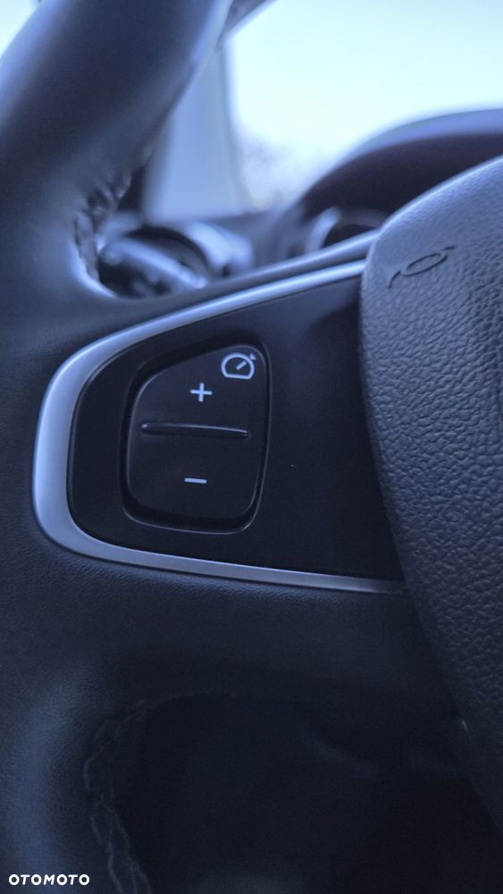 Renault Captur (ENERGY) TCe 90 LIMITED - 24