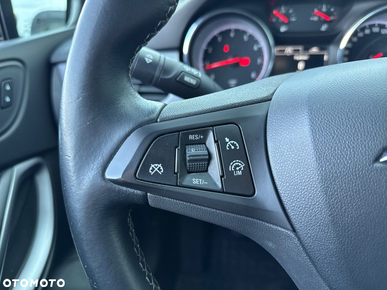 Opel Astra - 16