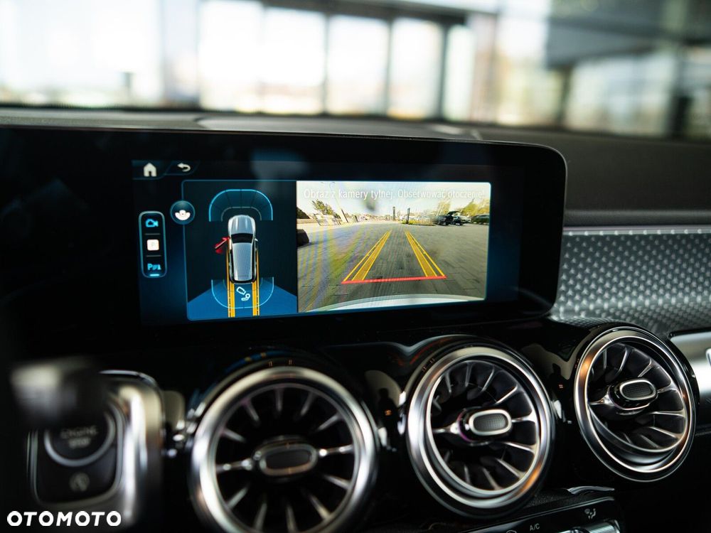 Mercedes-Benz GLB 220 d 4-Matic AMG Line 8G-DCT - 19