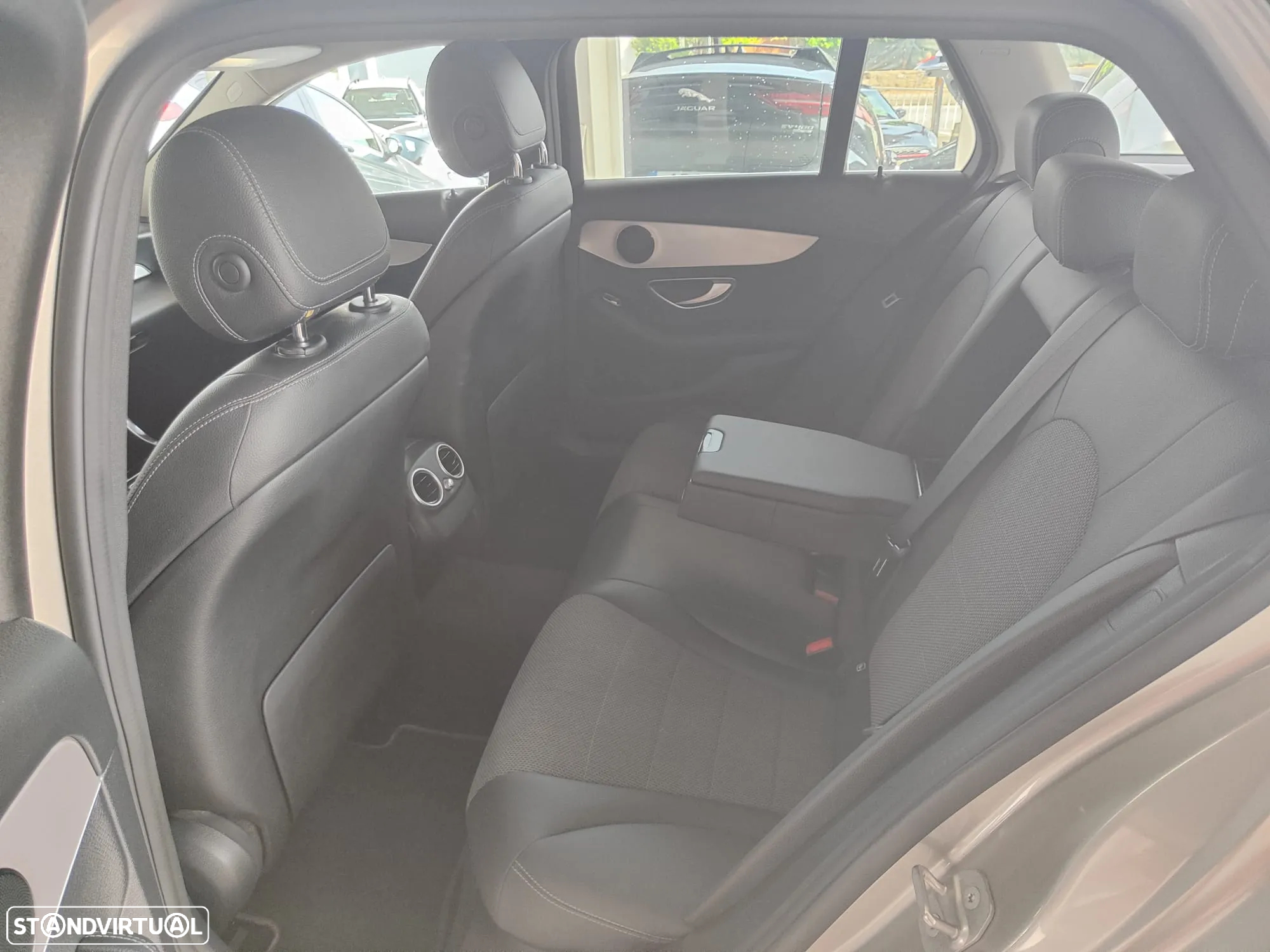 Mercedes-Benz C 300 de Avantgarde - 12