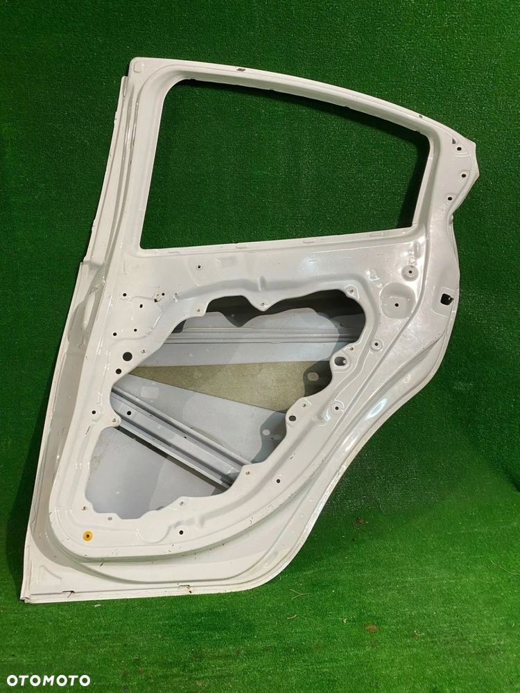 DRZWI TYLNE PRAWE ALFA ROMEO GIULIETTA - 9