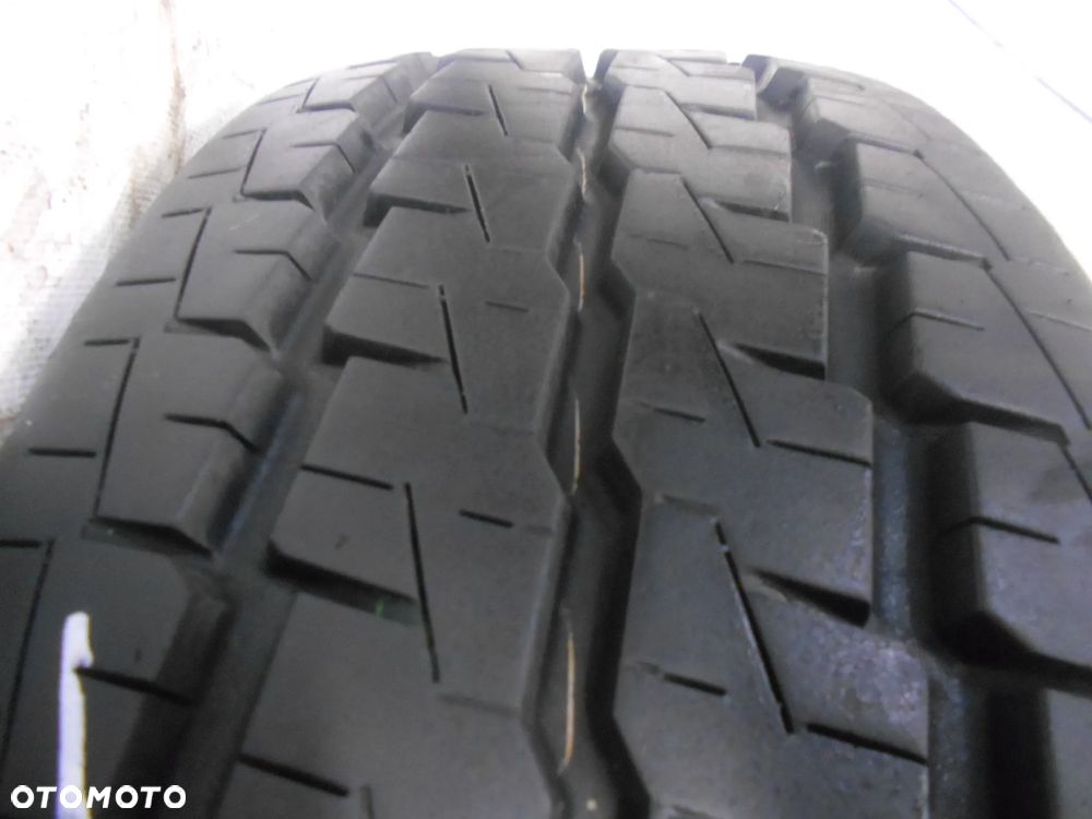 OPONA POJEDYNKA 225/70R15C TOYO H08 DOT 4916 10MM - 2