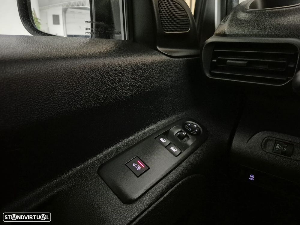 Peugeot Partner LONGA - 90.000KM | GARANTIA | NACIONAL - 3 LUGARES - 15