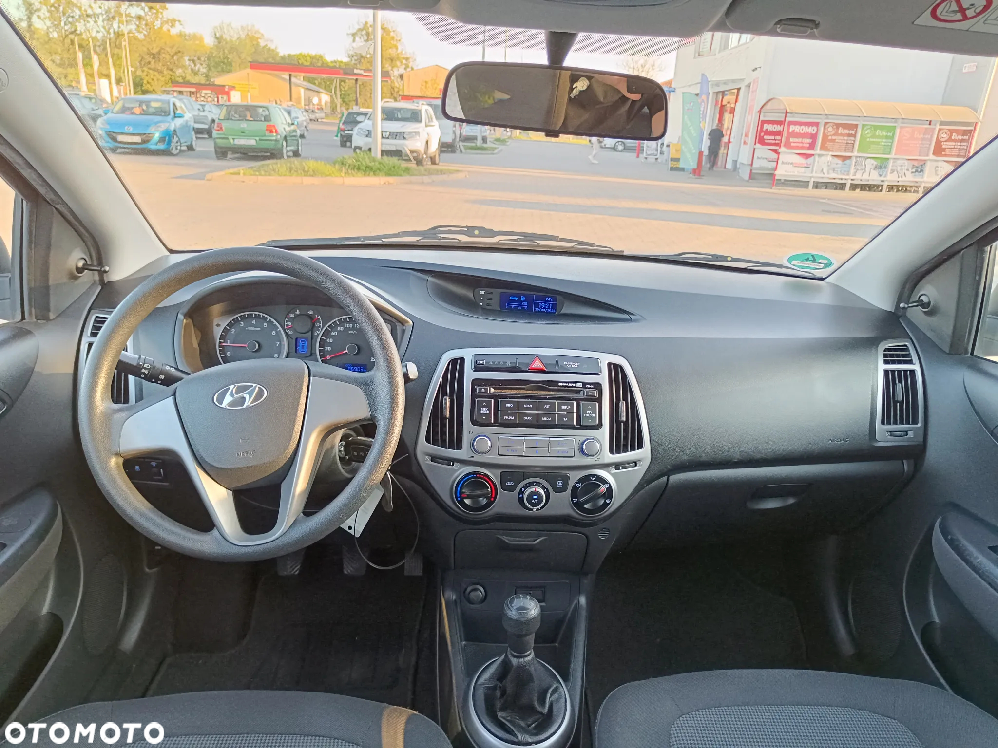 Hyundai i20 1.25 Comfort - 12