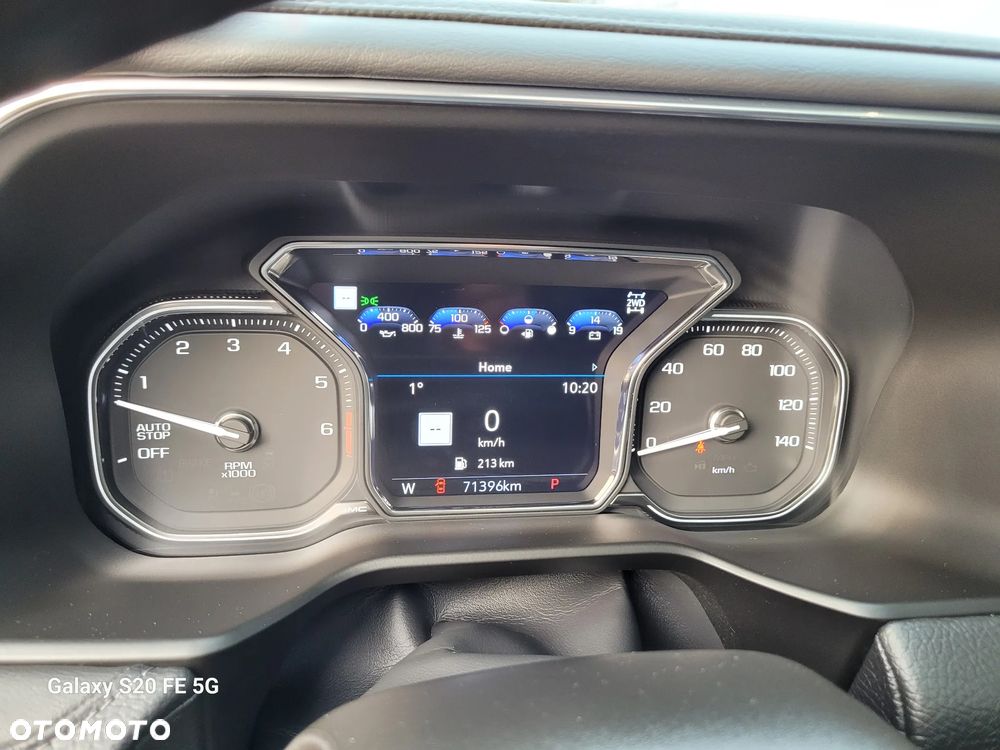 GMC Yukon - 23