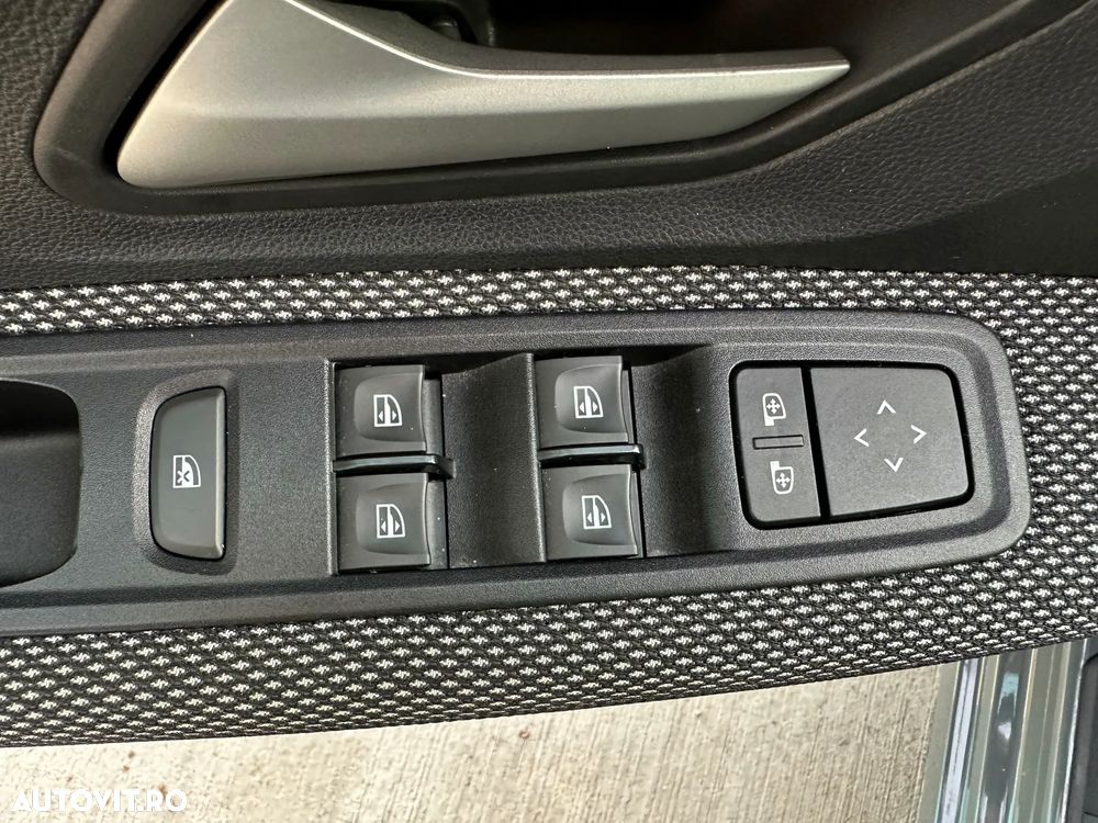 Dacia Logan TCe 90 CVT Prestige - 24