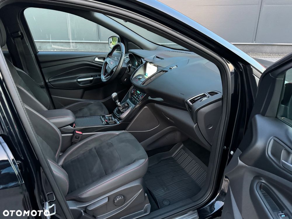 Ford Kuga 1.5 EcoBoost FWD ST-Line ASS MMT6 - 7