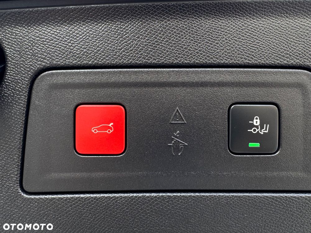 Peugeot 508 BlueHDi 130 EAT8 GT - 27