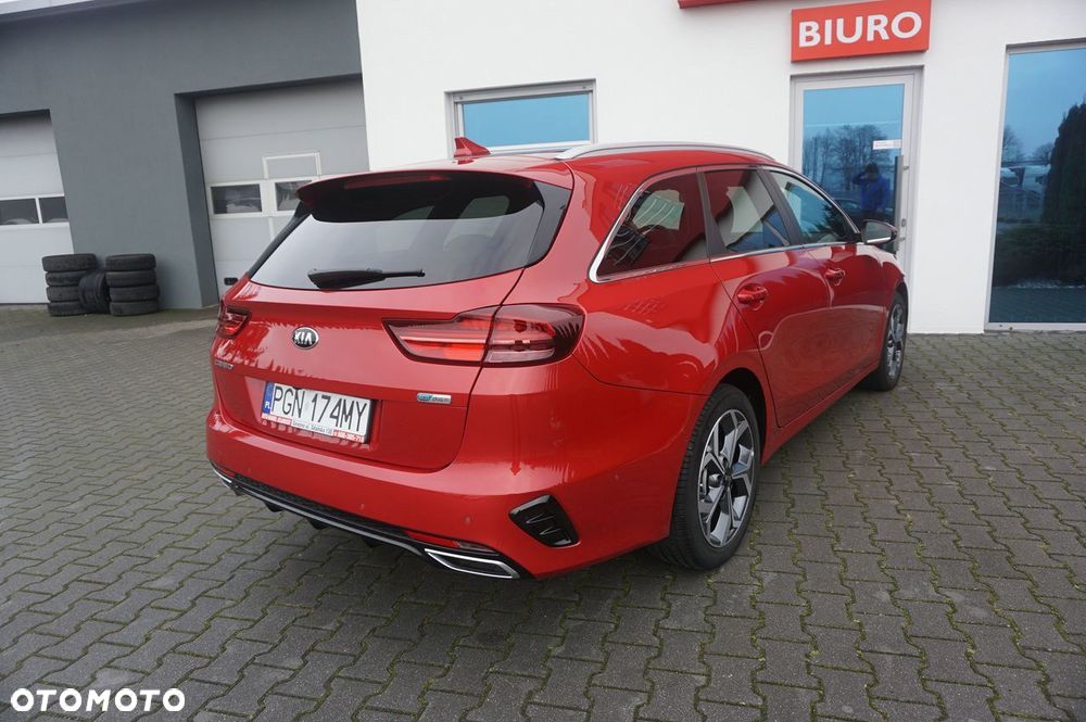 Kia Ceed 1.6 GDI PHEV Business Line DCT - 4