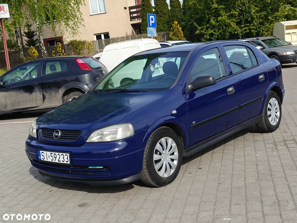 Opel Vectra 1.9 CDTI Essentia - 13
