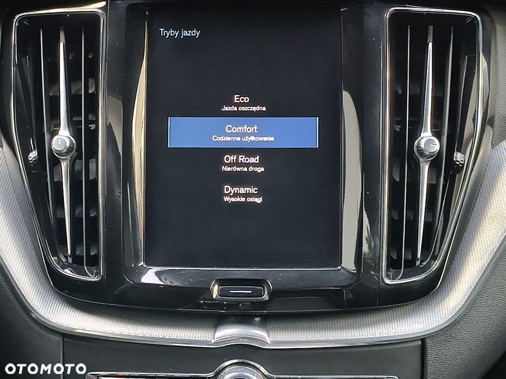 Volvo XC 60 - 19