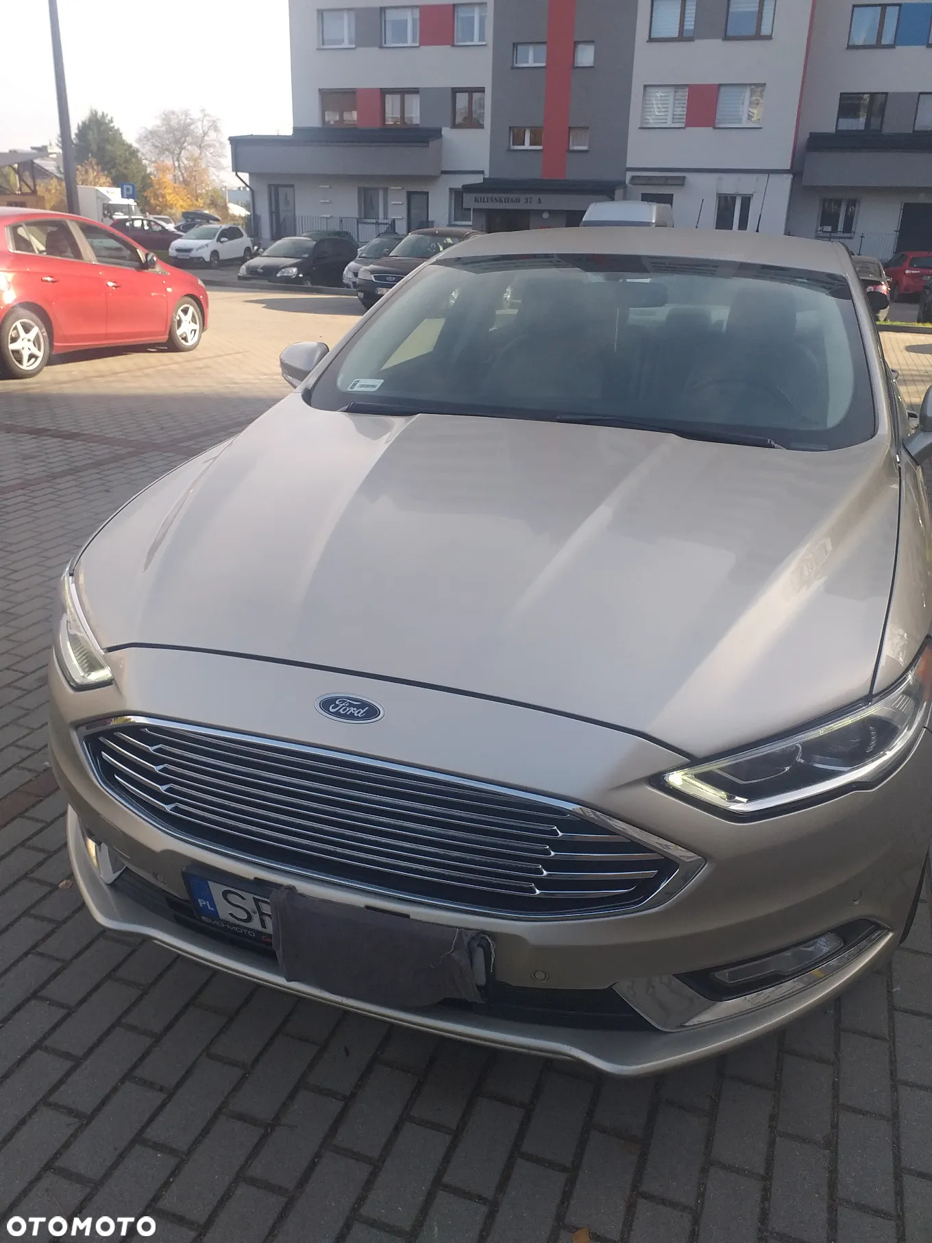 Ford Fusion - 4