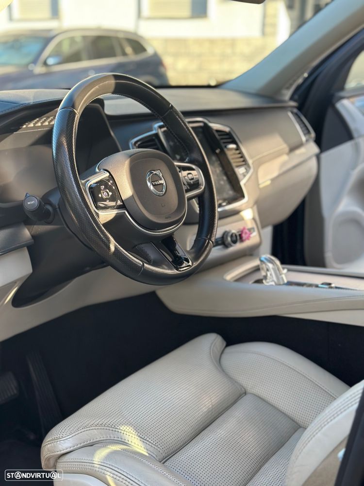 Volvo XC 90 - 12