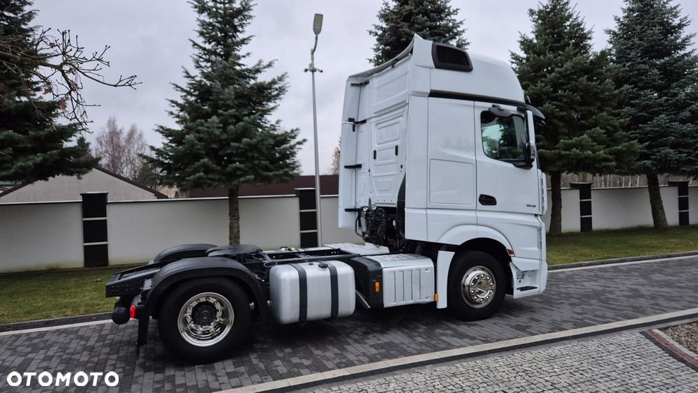 Mercedes-Benz MERCEDES-BENZ///ACTROS///1845/// MP5///2022///GIGA SPACE///SALONKA/// STANDARD///PODUSZKI///LEDY///VIRTUAL COCPIT///KLIMATYZACJA POSTOJOWA/// WAGA///NAWIGACJA///STAN BARDZO DOBRY - 3