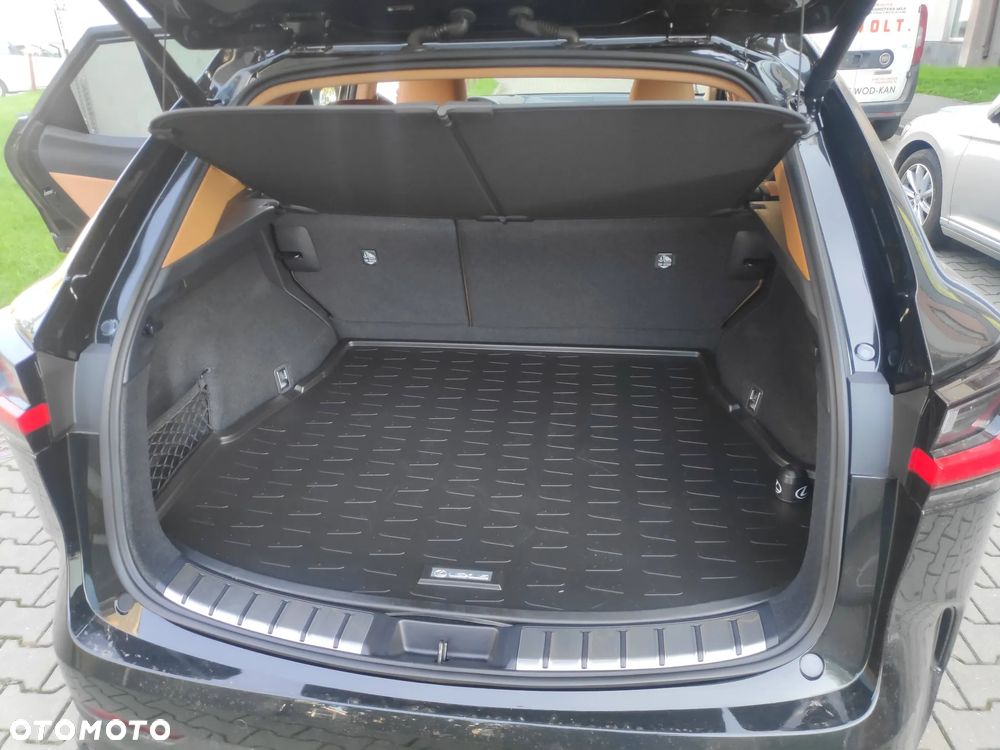 Lexus NX 450h+ Prestige AWD - 10