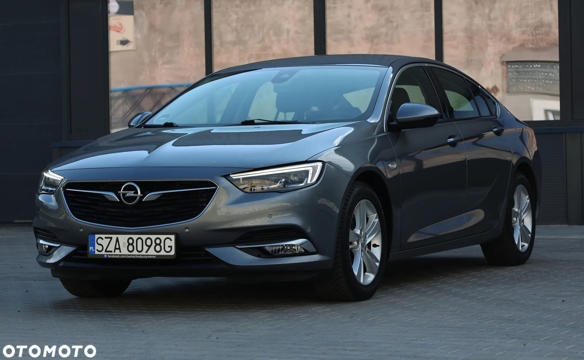 Opel Insignia 1.5 T Elite S&S - 36