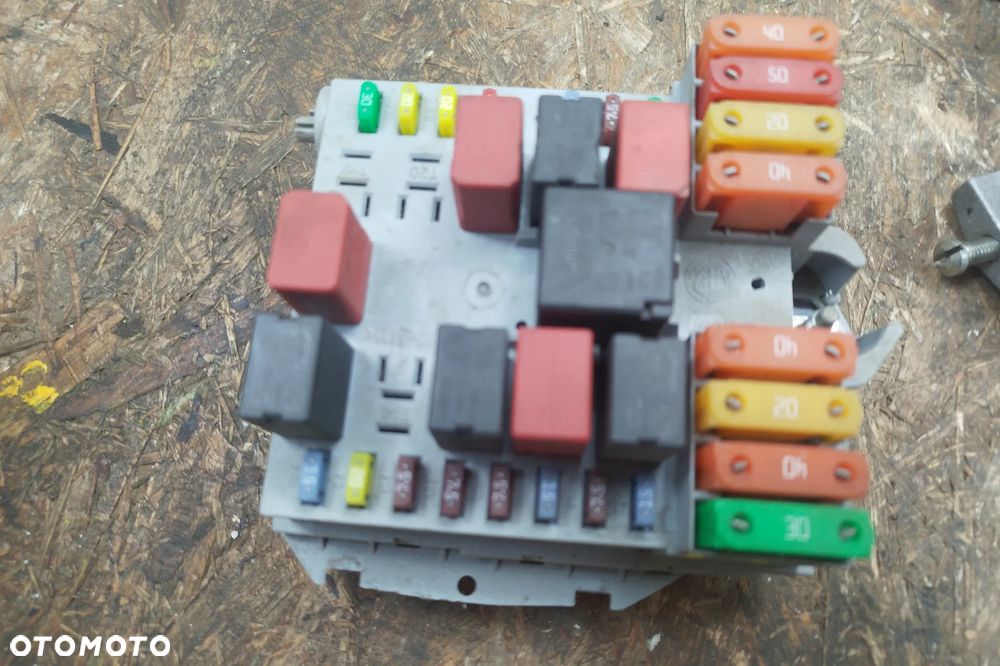 Zestaw startowy, komplet do odpalenia auta, komputer BOSCH 0281014209 / 51824236 sterownik silnika 2,3jtd Euro4 120KM do Fiat Ducato III 06-2014r, w komplecie: sterownik silnika , stacyjka, kluczyk, moduł komfortu, immobilizer, licznik - 11