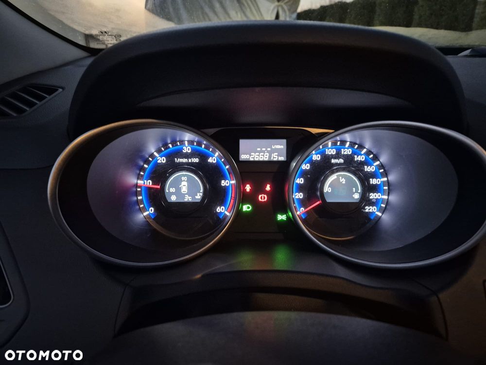 Hyundai ix35 1.7 CRDi 2WD blue Comfort - 10