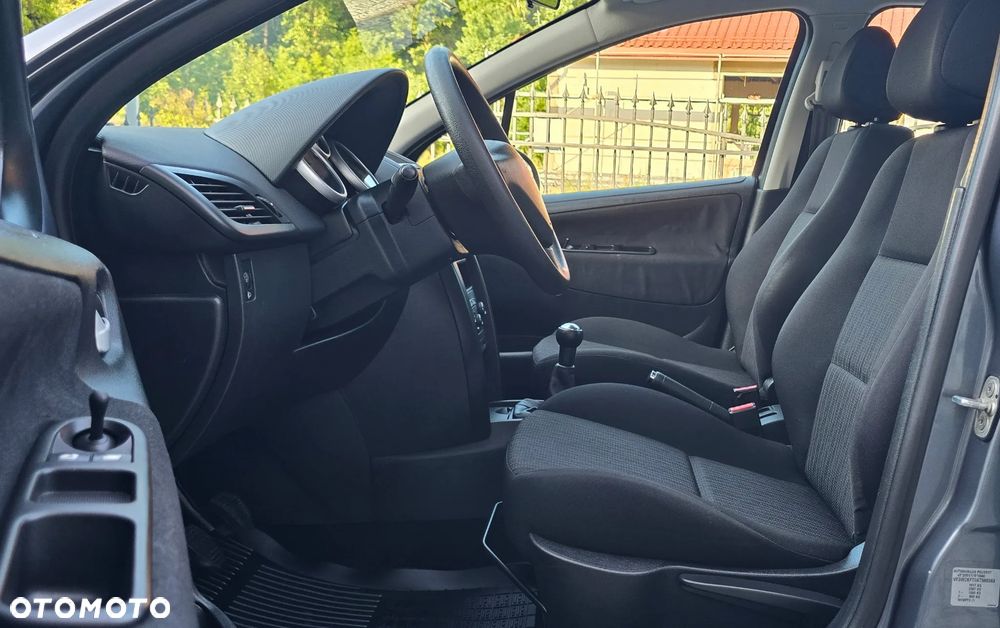 Peugeot 207 - 9