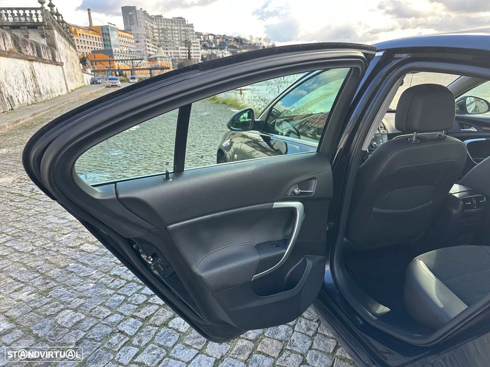 Opel Insignia 2.0 CDTI executive ecoFLEX - 12