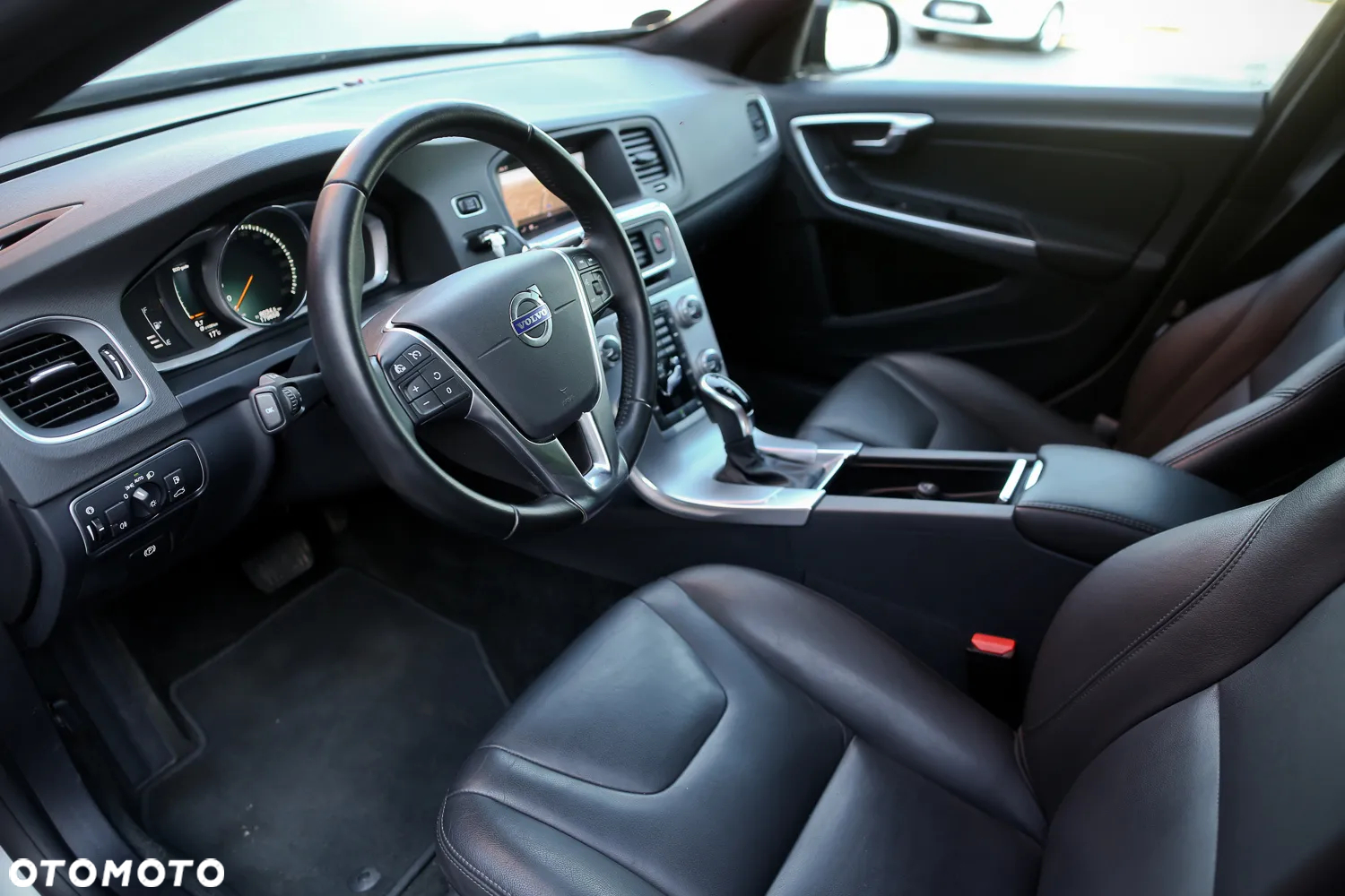 Volvo V60 Cross Country D3 Geartronic - 18