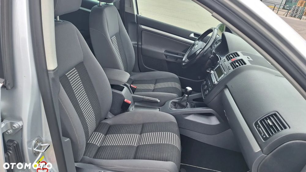Volkswagen Golf 1.6 Trendline - 20