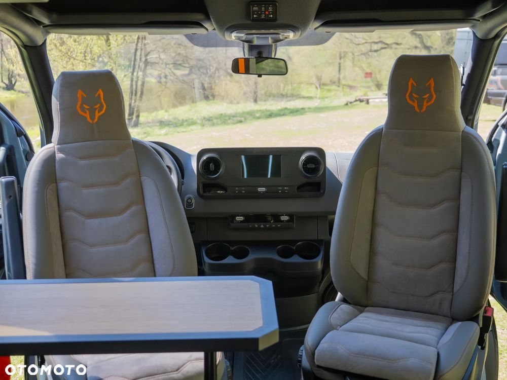 Mercedes-Benz Sprinter 907.235 - 37