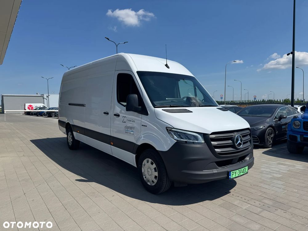Mercedes-Benz eSprinter - 4