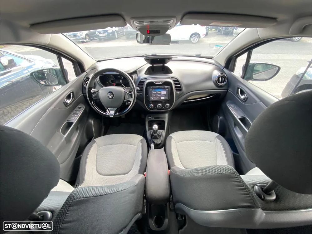 Renault Captur 1.5 dCi - 24