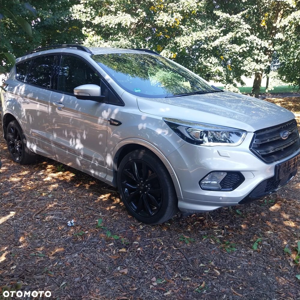 Ford Kuga 2.0 TDCi 4x4 ST-Line - 4