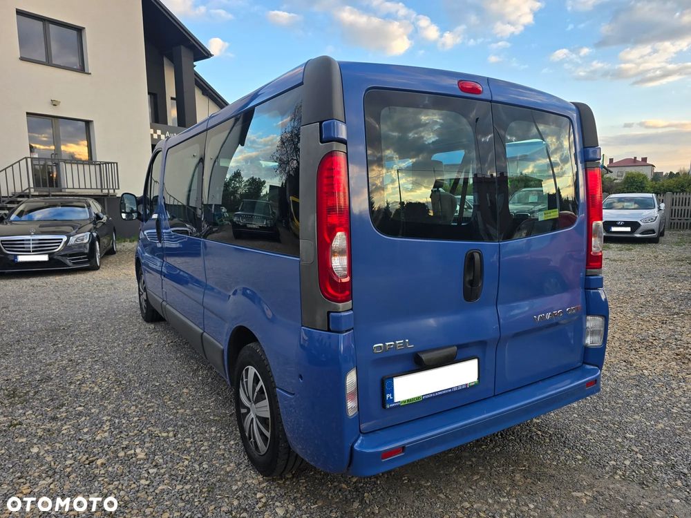 Opel Vivaro - 38