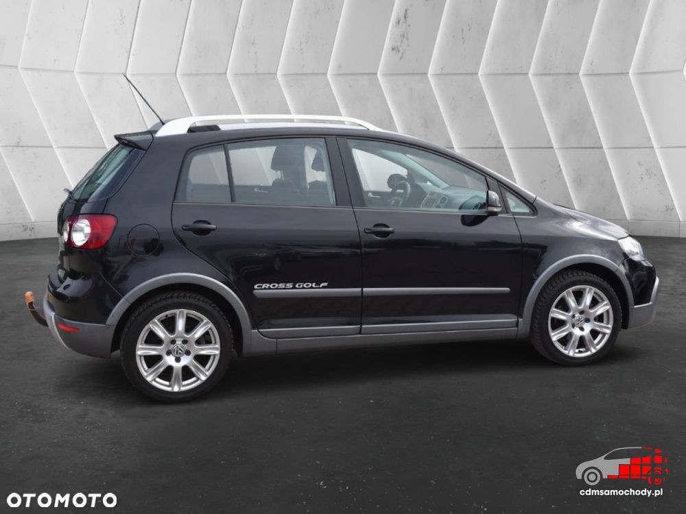 Volkswagen Golf - 11