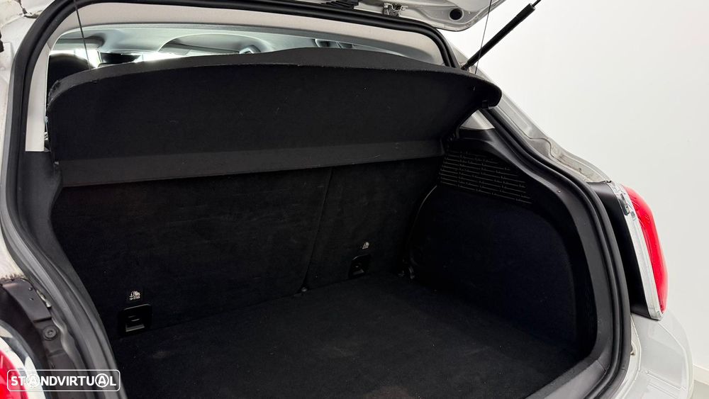 Fiat 500X 1.6 E-torQ 4x2 S&S Urban - 32