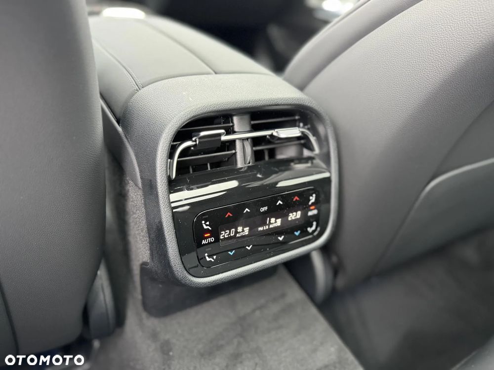 Mercedes-Benz Klasa E - 20