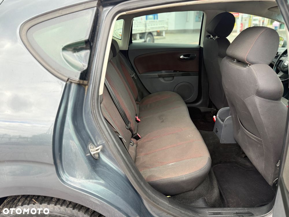 Seat Leon 2.0 TDI DPF Style - 17