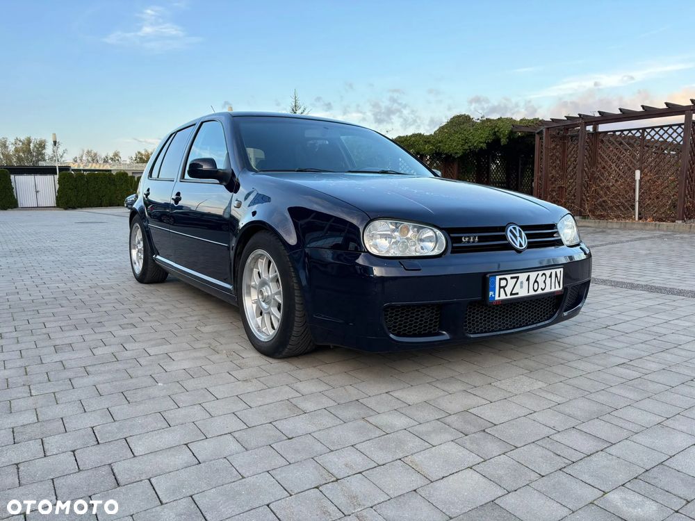 Volkswagen Golf IV 1.8 20V Turbo GTI - 2