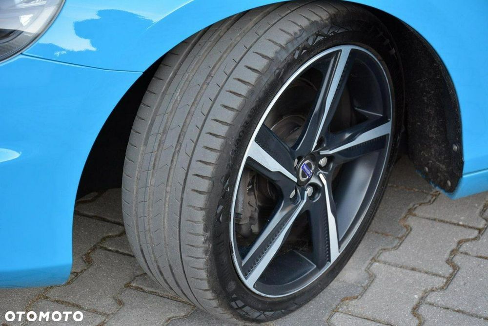 Volvo V40 T3 R-Design Momentum - 36