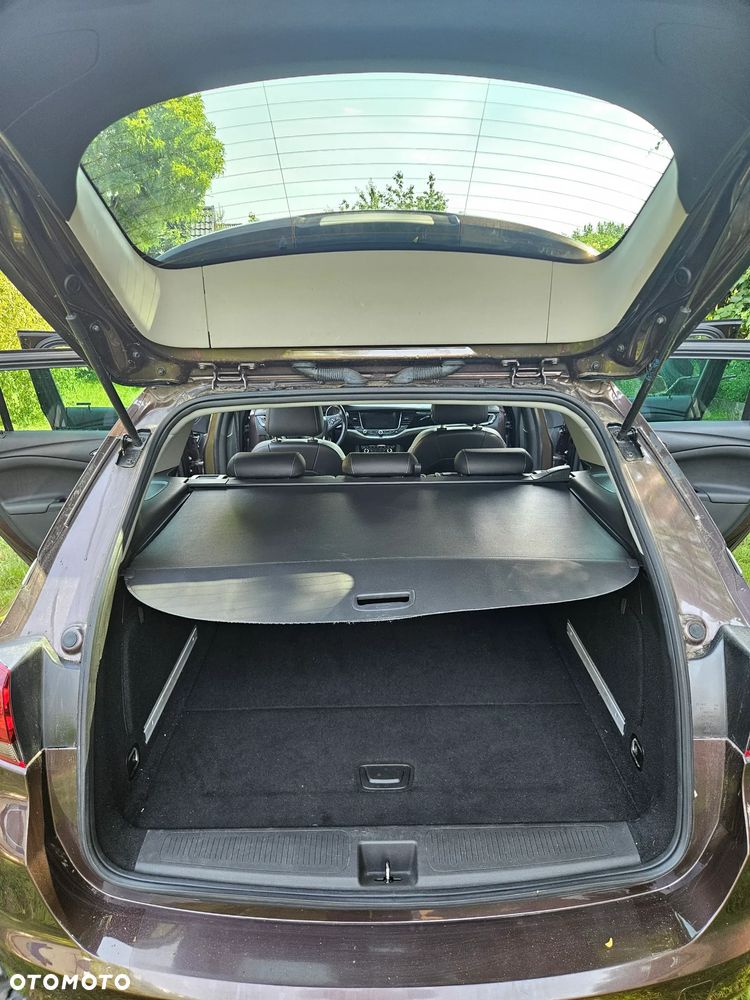 Opel Astra 1.6 CDTI Elite S&S - 22