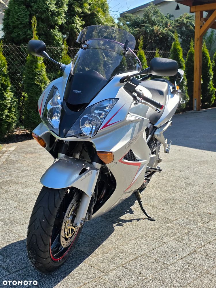 Honda VFR - 7