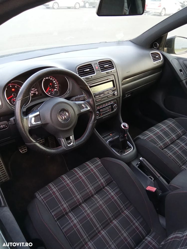 Volkswagen Golf 2.0 GTI - 6