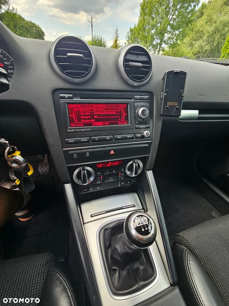 Audi A3 Sportback 2.0 TDI DPF S line Sportpaket - 13