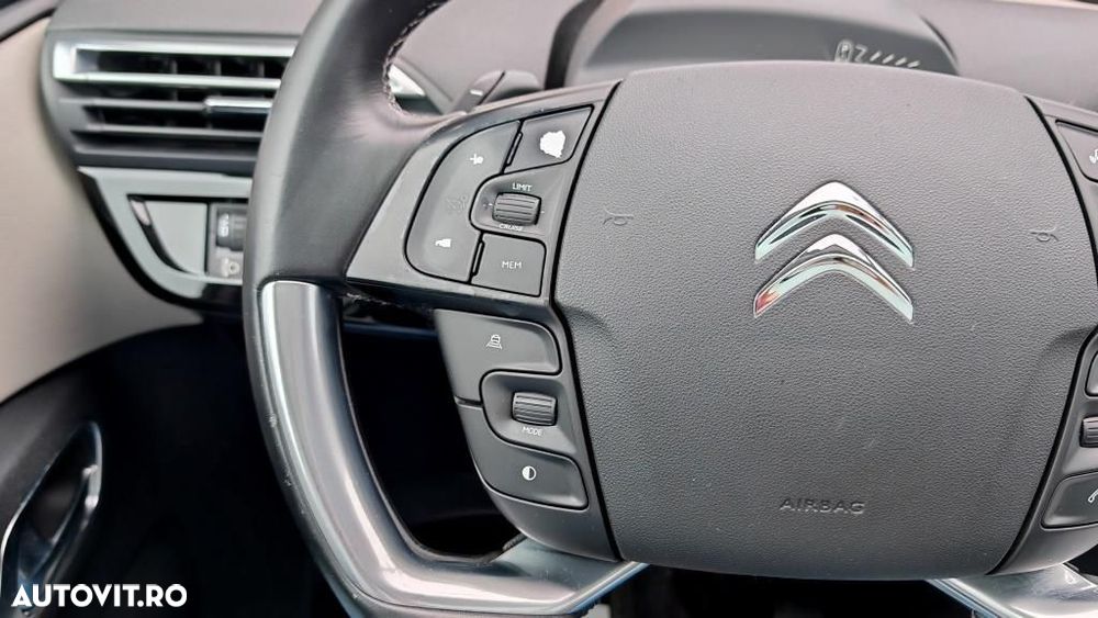 Citroën C4 Grand Picasso - 26