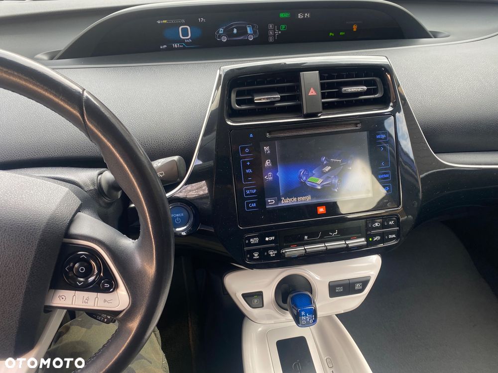 Toyota Prius Hybrid Comfort - 8