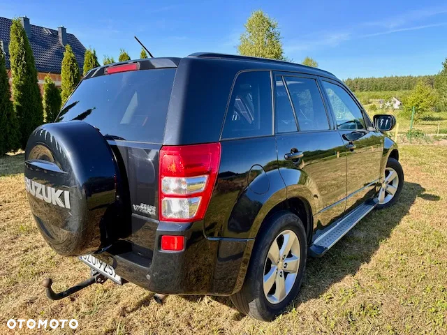 Suzuki Grand Vitara 1.9 DDiS Premium - 3