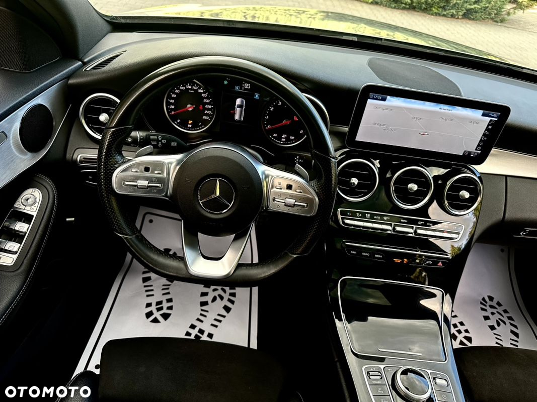 Mercedes-Benz Klasa C 180 T 9G-TRONIC AMG Line - 31
