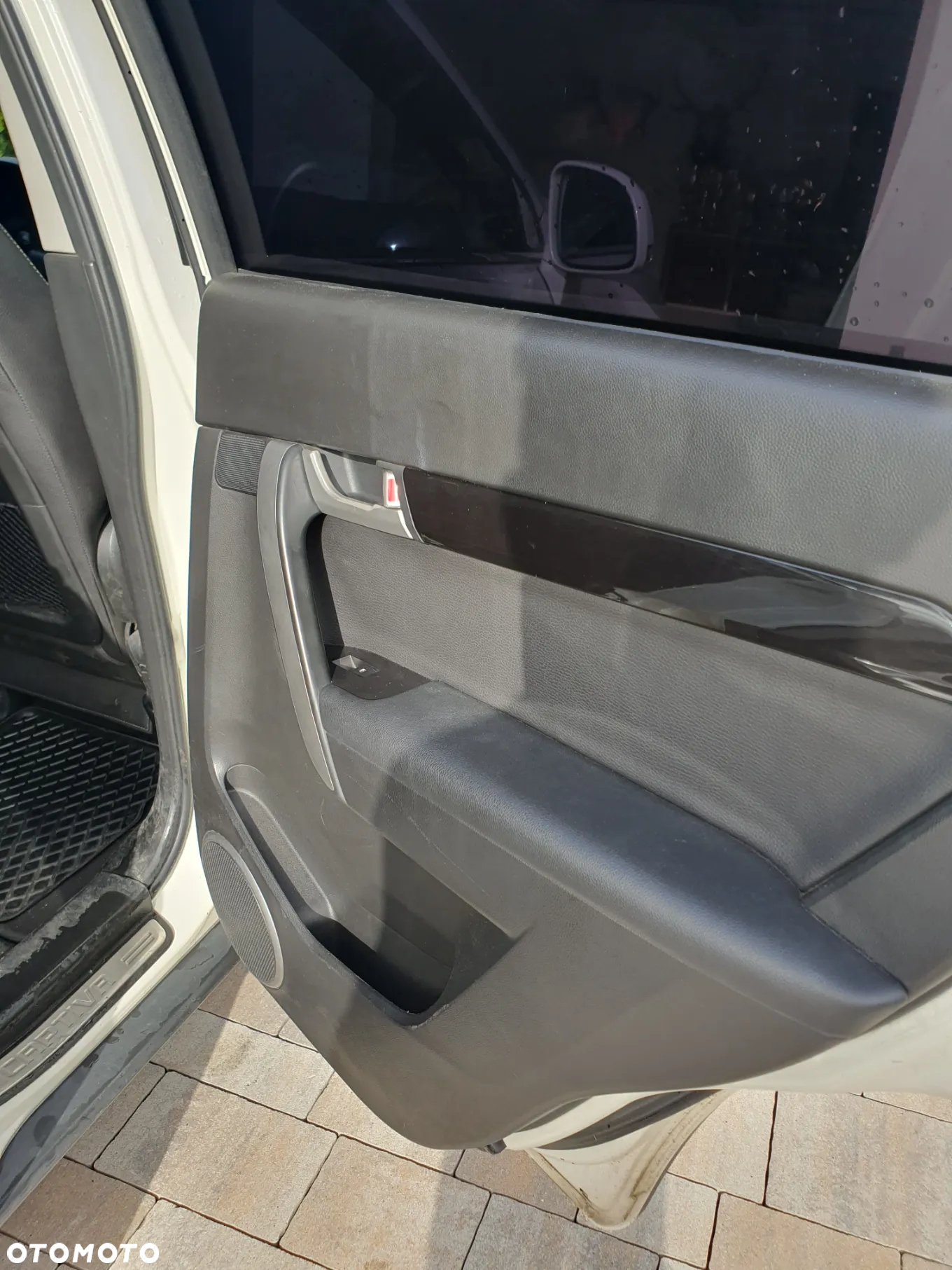 Chevrolet Captiva 2.2 d LTZ - 10