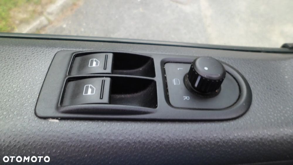 Volkswagen Transporter Lang Plus Trendline - 22