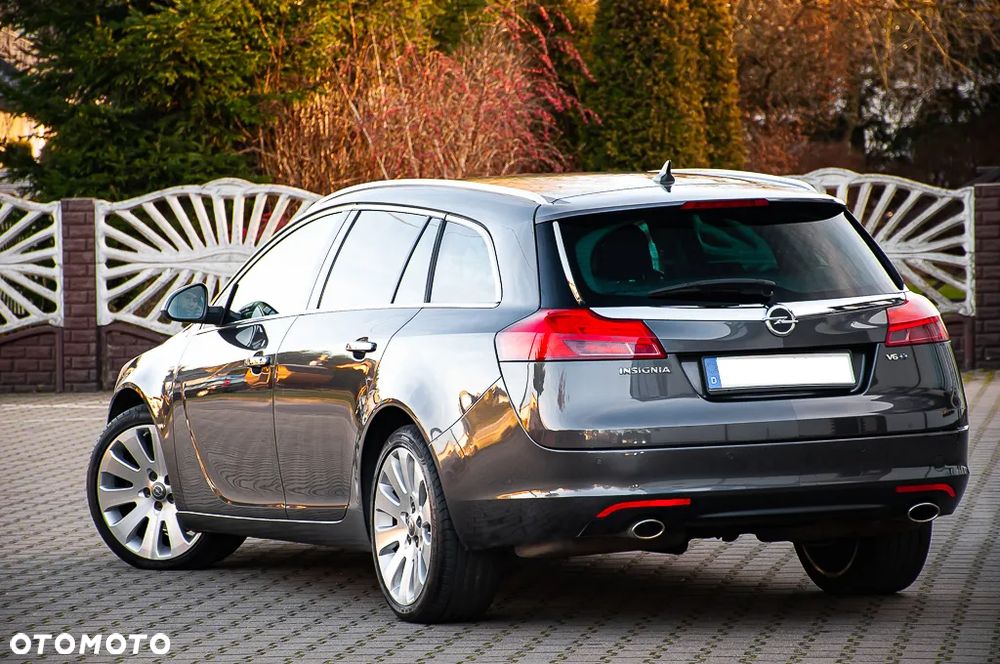 Opel Insignia 2.8 Turbo 4x4 Cosmo - 11