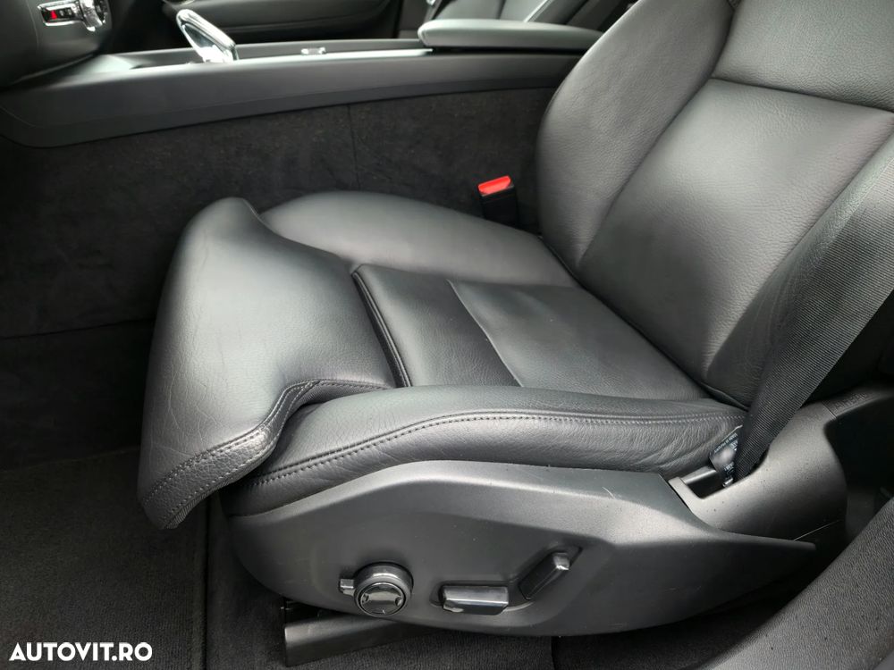 Volvo XC 60 B4 D AWD Geartronic Inscription - 31